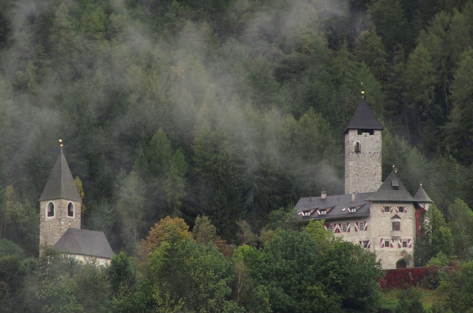 Gais - Castello di Neuhaus e dintorni